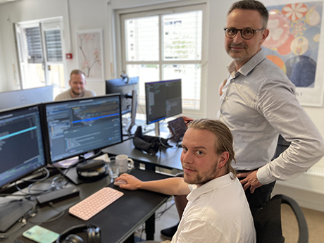 In front Kasper Schjødt-Hansen, Lead AI Engineer at Alvenir (left) & Rasmus Stig Beck Jensen, Business Unit Manager at DTU Compute. Photo: Hanne Kokkegård, DTU Compute